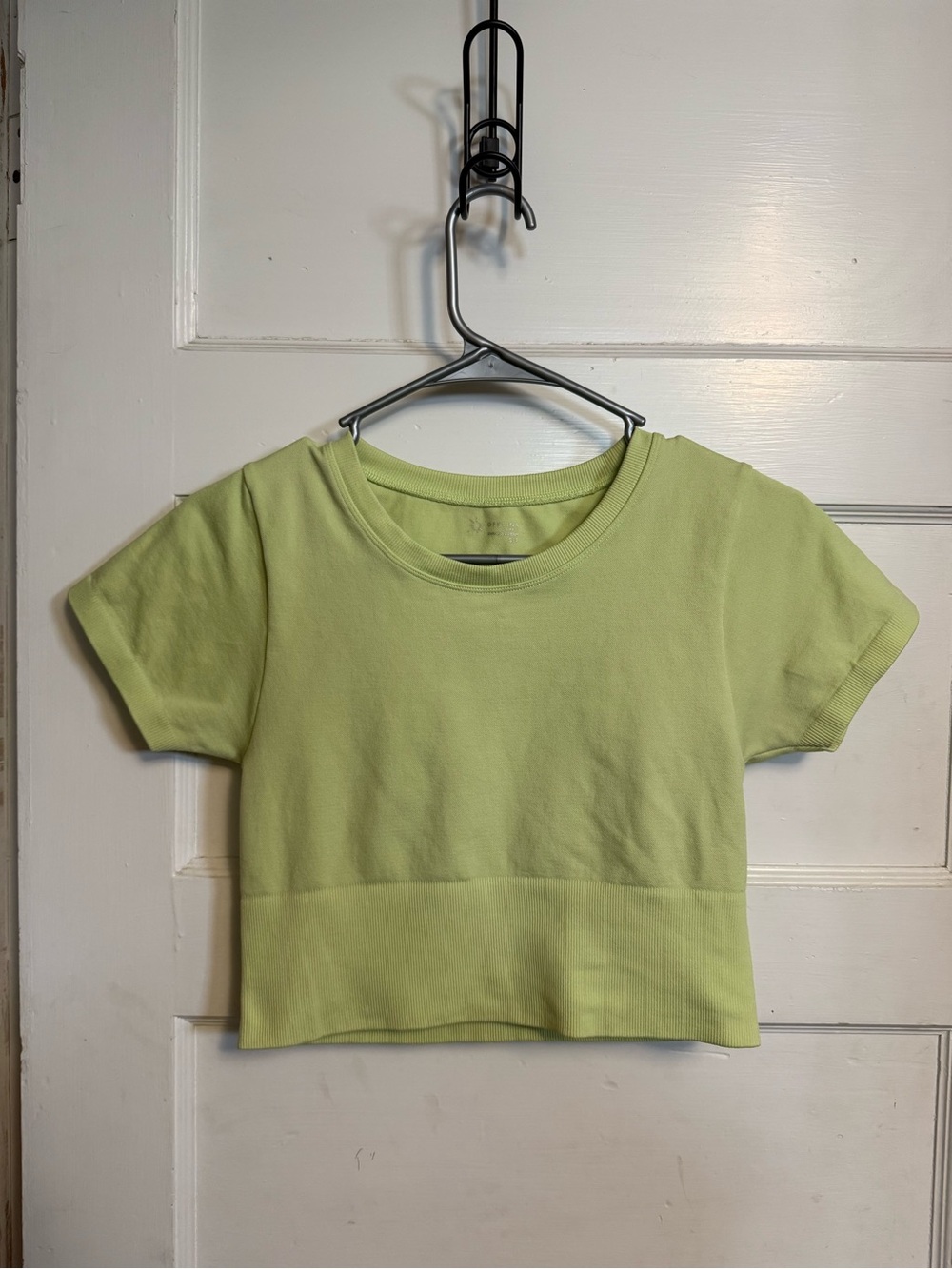Offline by Aerie light green thick workout crop top Size Small